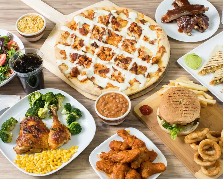 pica pollo comedor rey